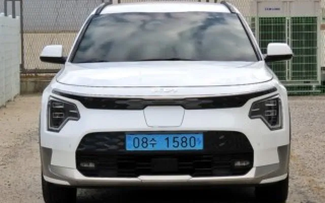 수원중고차저렴한곳 디 올 뉴 니로 EV 어스 매물 사진 12 - 2023/03 68,873km