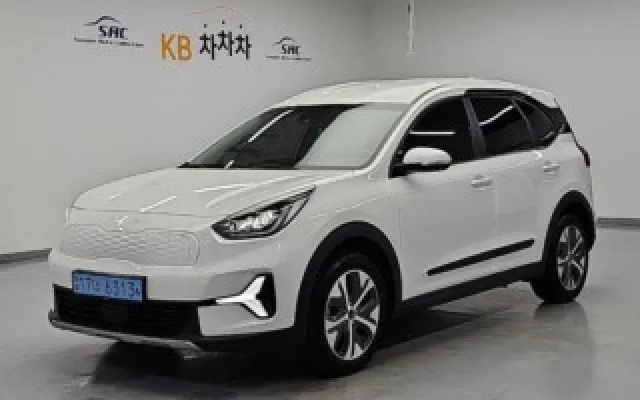 수원중고차저렴한곳 니로 플러스 EV 어스 매물 사진 3 - 2022/09 178,157km